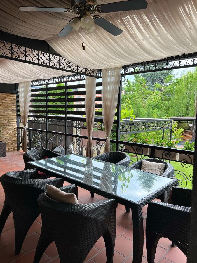 Family Hotel Paradise Святые Константин и Елена Экстерьер фото