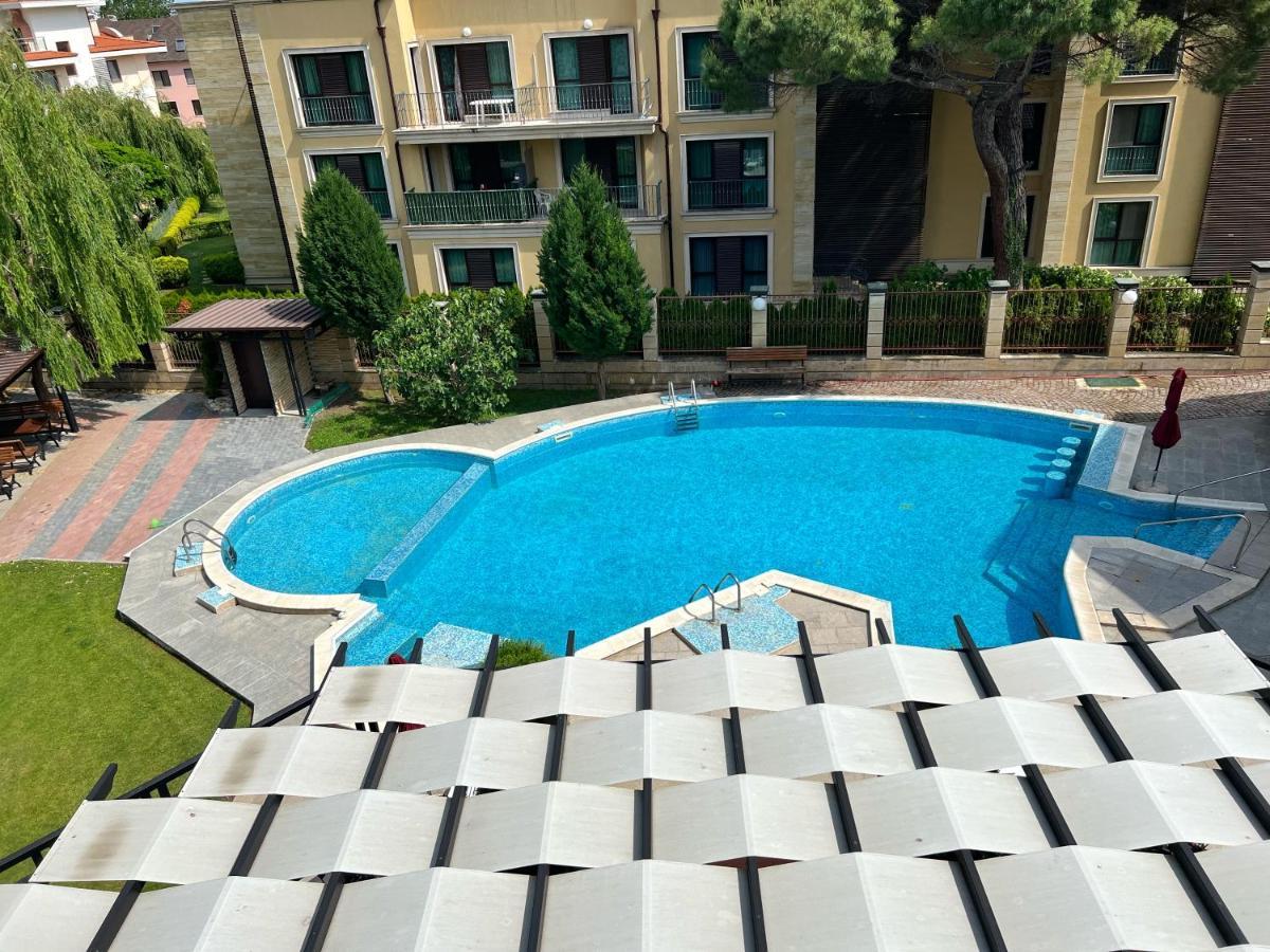 Family Hotel Paradise Святые Константин и Елена Экстерьер фото