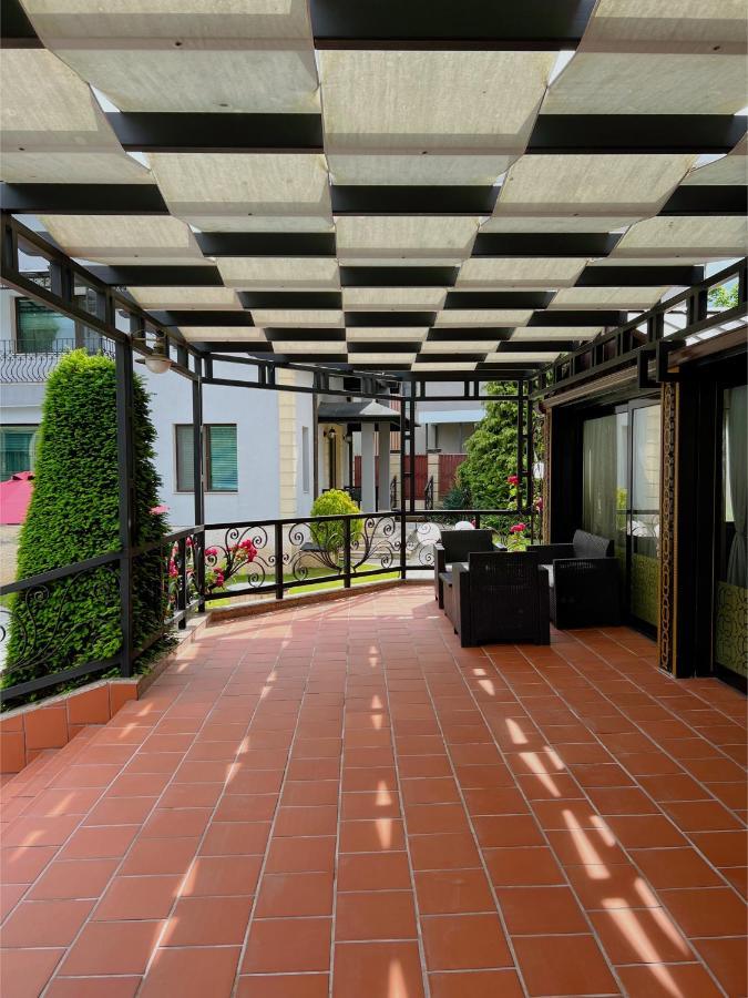 Family Hotel Paradise Святые Константин и Елена Экстерьер фото
