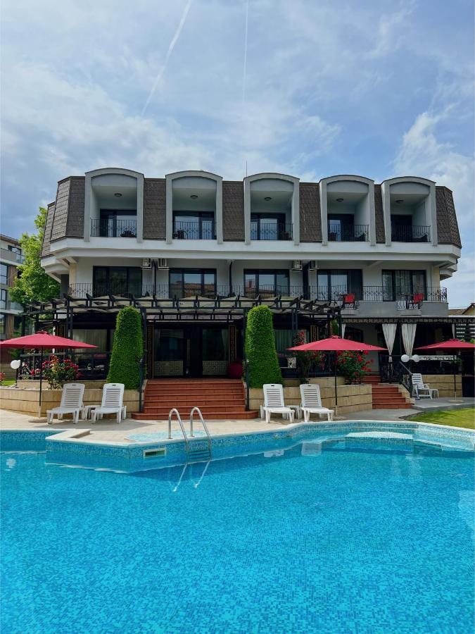 Family Hotel Paradise Святые Константин и Елена Экстерьер фото