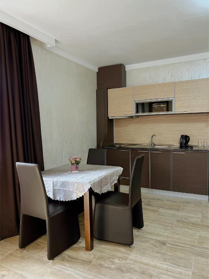 Family Hotel Paradise Святые Константин и Елена Экстерьер фото