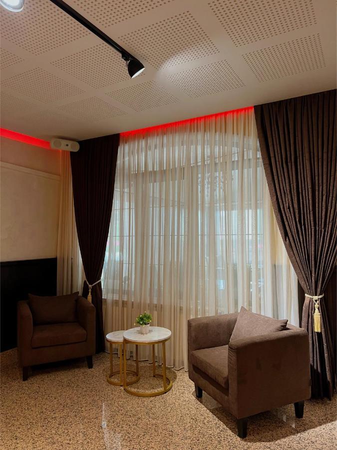 Family Hotel Paradise Святые Константин и Елена Экстерьер фото