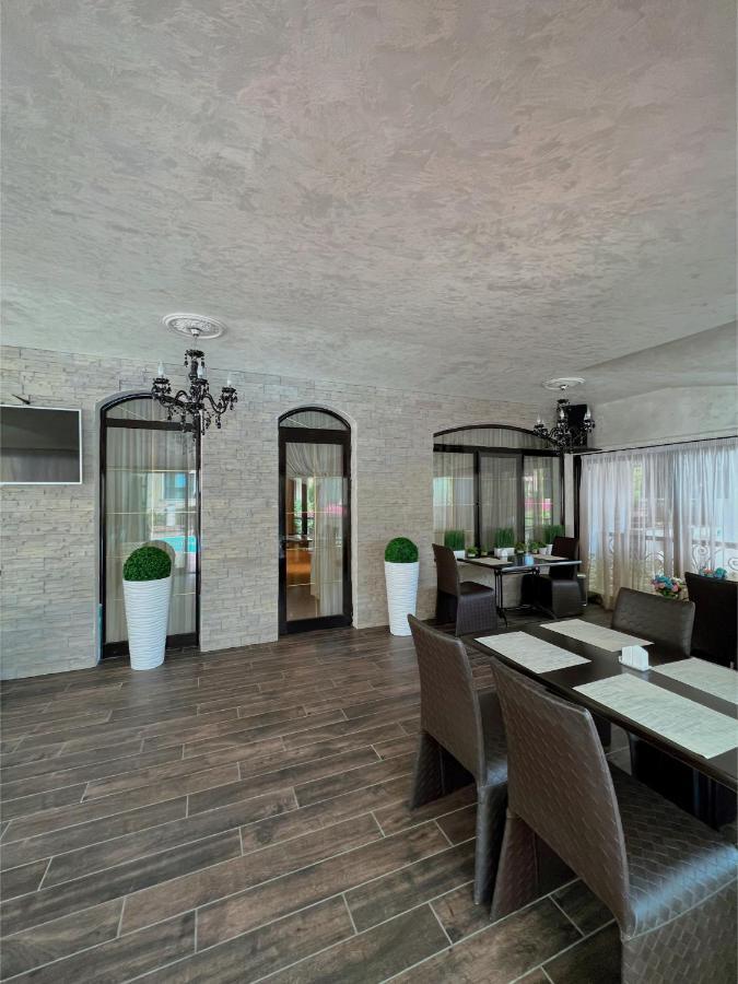 Family Hotel Paradise Святые Константин и Елена Экстерьер фото