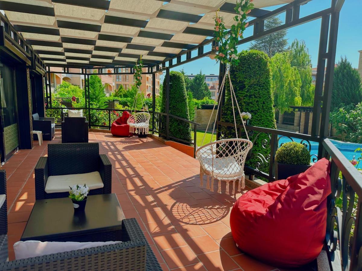 Family Hotel Paradise Святые Константин и Елена Экстерьер фото